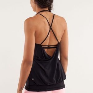 Lululemon Flow and Go ii Tank in Black Size 4